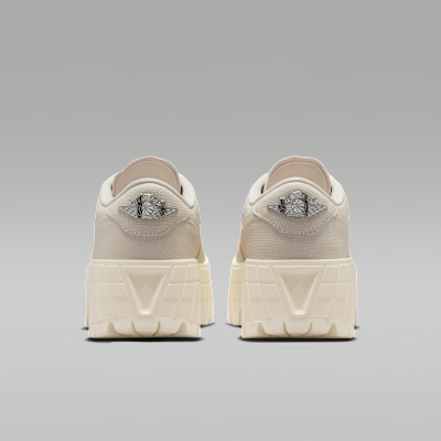 NIKE公式】エア ジョーダン 1 ブルックリン LOW ウィメンズシューズ